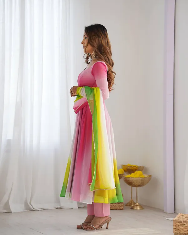 Pink_Heavy_Pure_Soft_Fox_Georgette_Anarkali_Suit_Set_For_Women