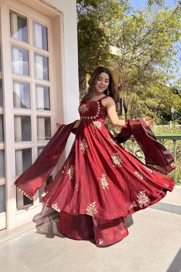 Maroon_Fendy_Silk_Anarkali_Suit_Set_For_Women