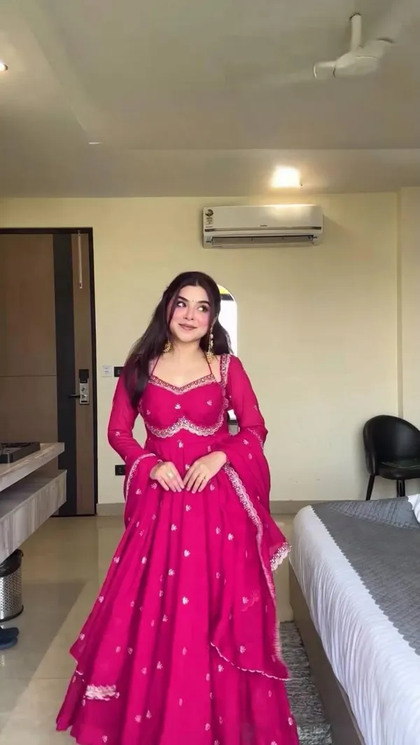 Magenta_Foux_Gorgette_Anarkali_Set_For_Women