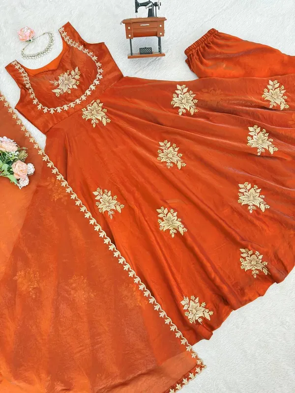 Orange_Fendy_Silk_Kurta_Set_For_Women