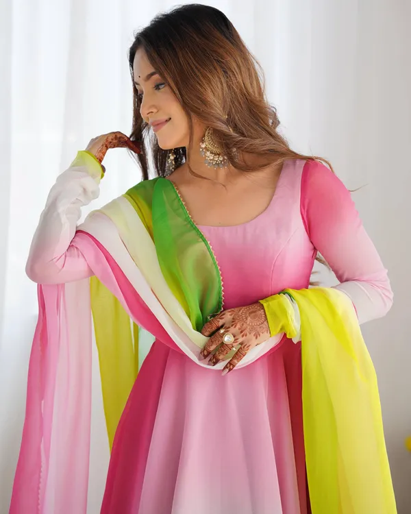 Pink_Heavy_Pure_Soft_Fox_Georgette_Anarkali_Suit_Set_For_Women