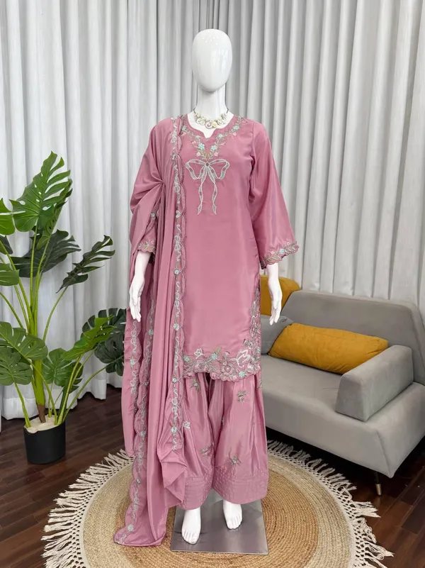 Pink_Natural_Crep_Suit_Set_For_Women