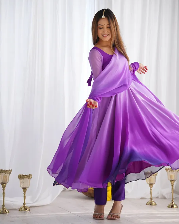 Purple_Heavy_Pure_Soft_Fox_Georgette_Anarkali_Suit_Set_For_Women