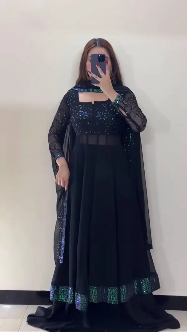 Black_Foux_Gorgette_Anarkai_Suit_Set_For_Women