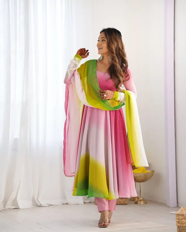 Pink_Heavy_Pure_Soft_Fox_Georgette_Anarkali_Suit_Set_For_Women