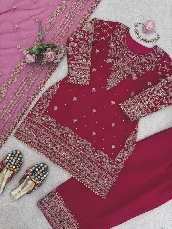 Pink_Natural_Crep_Kurta_Salwar_Set_For_Women