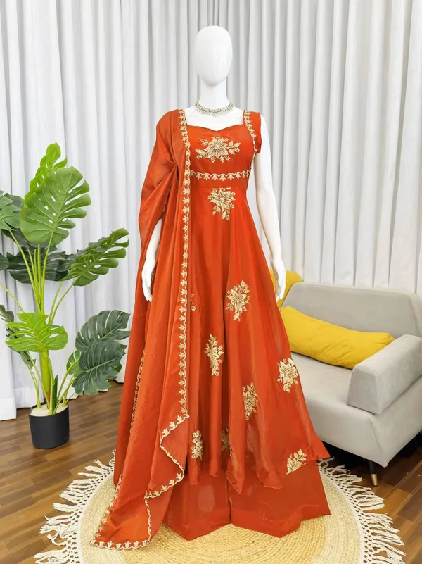 Orange_Fendy_Silk_Kurta_Set_For_Women