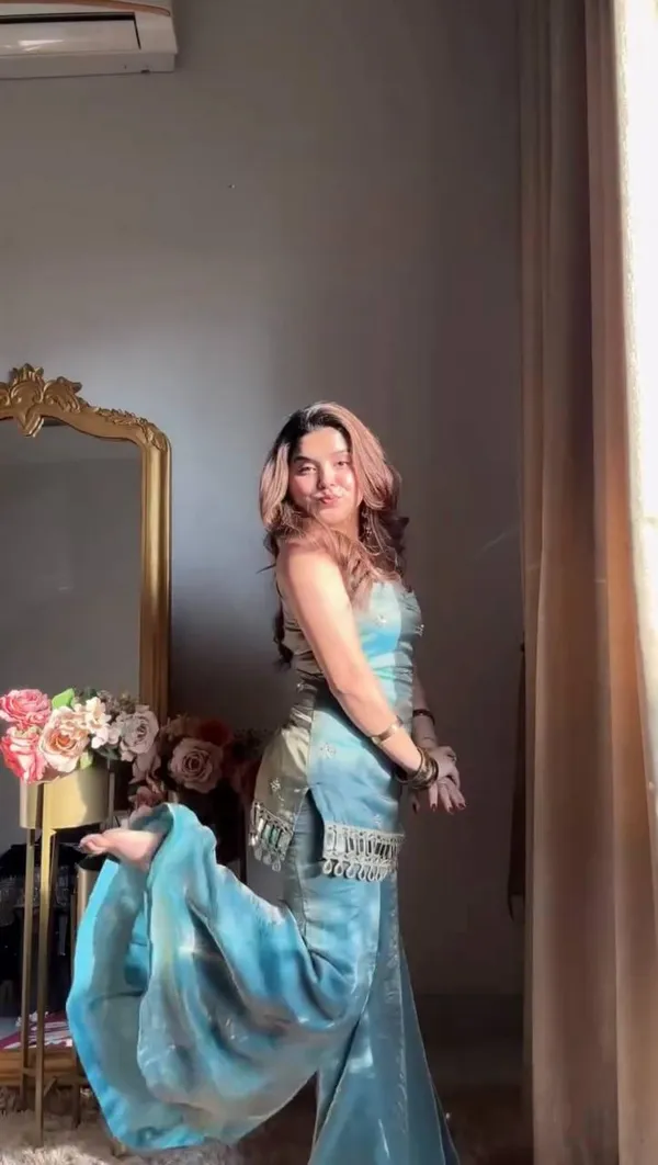 Turquoise_Fendy_Silk_Sharara_Dupatta_Set_For_Women