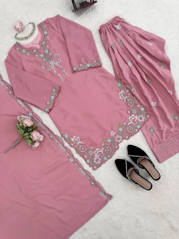 Pink_Natural_Crep_Kurta_Palazzo_Dupatta_Set_For_Women