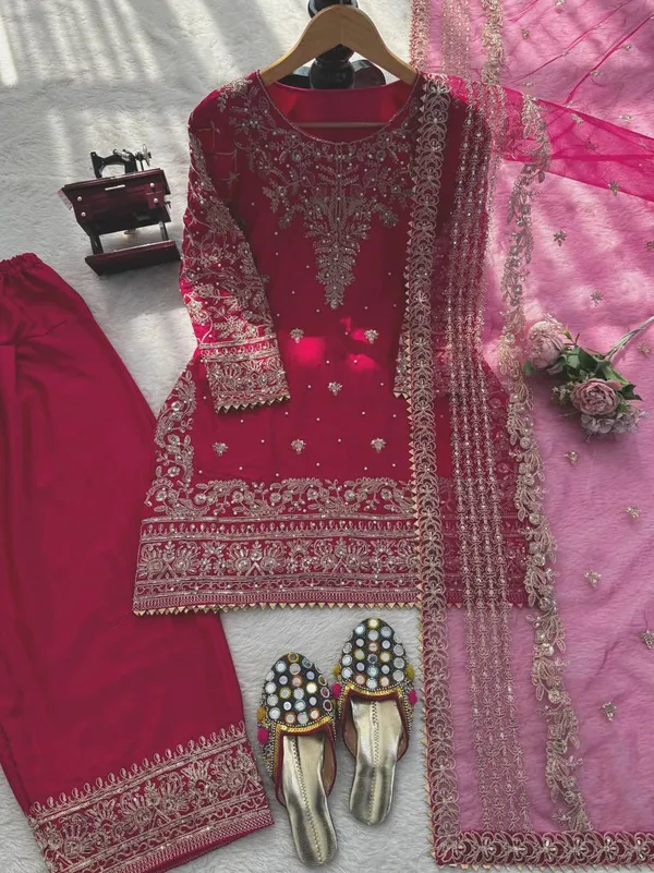 Pink_Natural_Crep_Kurta_Salwar_Set_For_Women