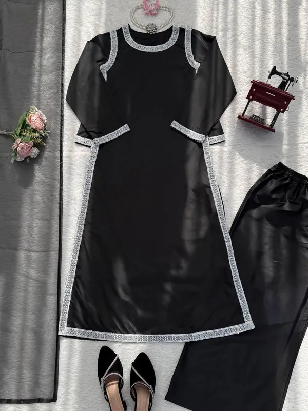 Black_Natural_Crep_Suit_Set_For_Women