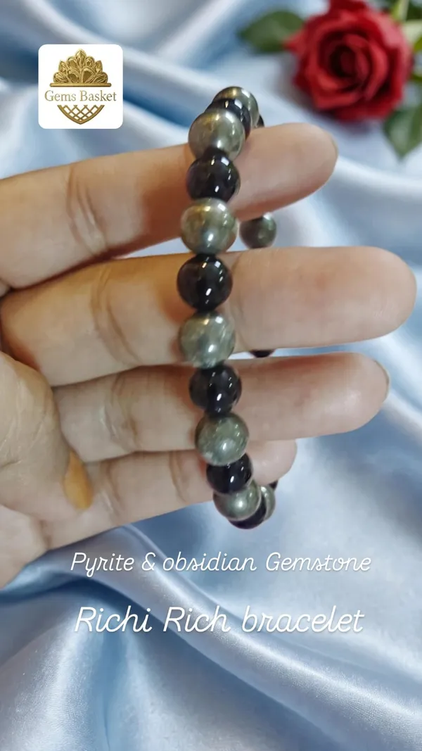 Richi_Rich_Crystal_adjustable_elastic_bracelet_to_attract_money_flow_and_avoid_negativity