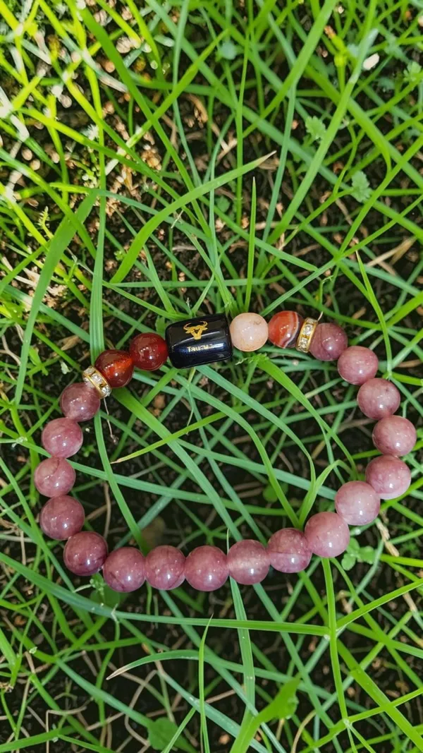Zodiac_Taurus_Crystal_Bracelet_(Rashi)_|_Balances_Energy_&_Enhances_Positivity_|_Certified_Healing_Crystals_with_Certificate