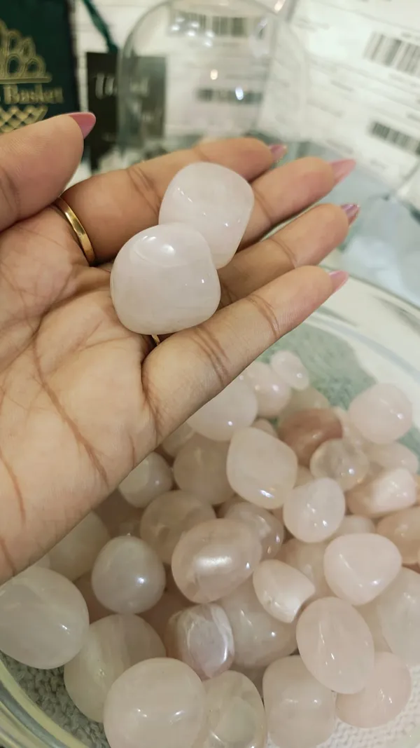 Rose_Quartz_tumble_stone_couple_set_of_2_pcs_100%_original_product