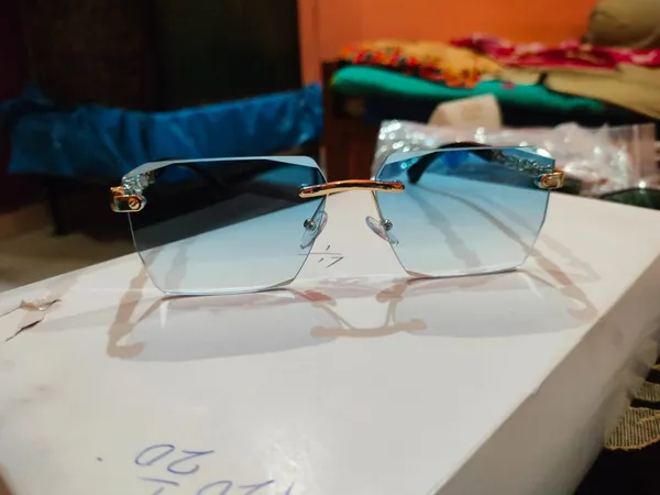 Blue_Rimless_Rectangular_Sunglasses_For_Women
