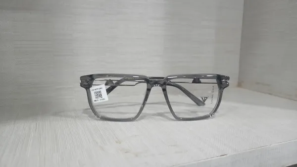 Grey_Rectangular_Eyeglasses_for_Unisex