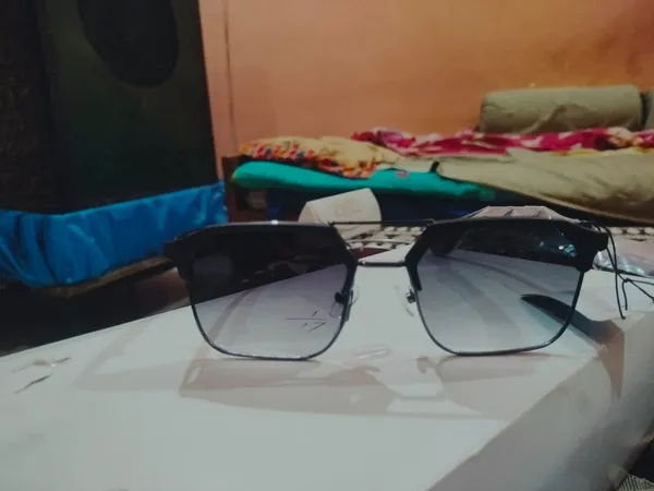 Black_Rectangular_Sunglasses_for_Unisex