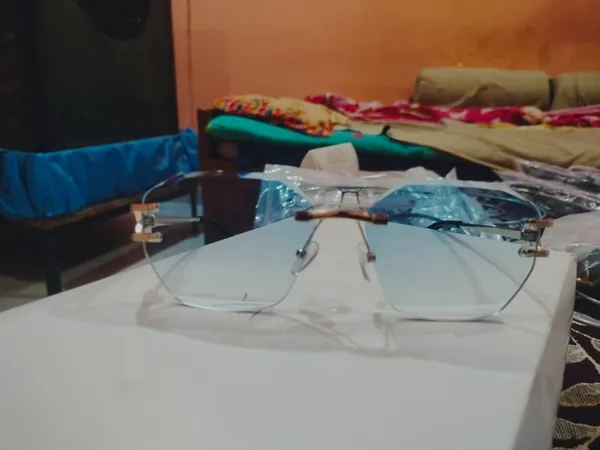 Gold_Rimless_Fashion_Eyeglasses_for_Unisex