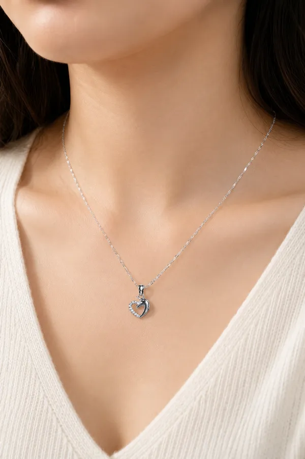 Silver_Sterling_Heart_Stone_Pendant_Necklace_For_Women