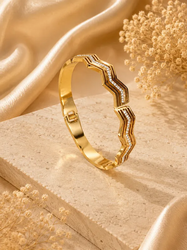 Gold_Tone_Zigzag_Crystal_Embellished_Bangle_Bracelet