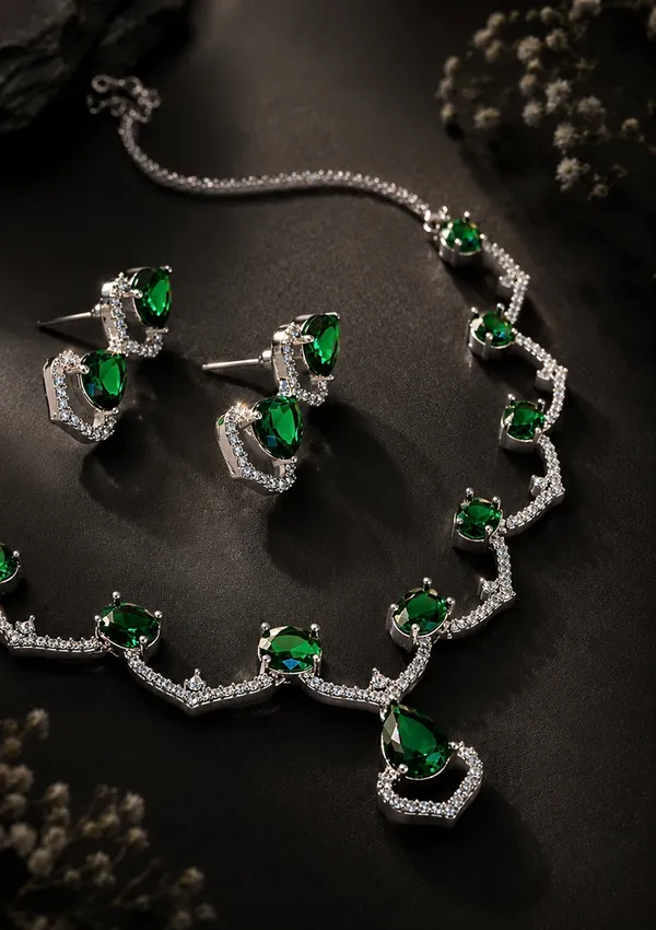 Luxury_Emerald_Green_AD_Jewellery_Set_|_Designer_Necklace_&_Earrings_for_Bridal,_Wedding_&_Festive_Wear