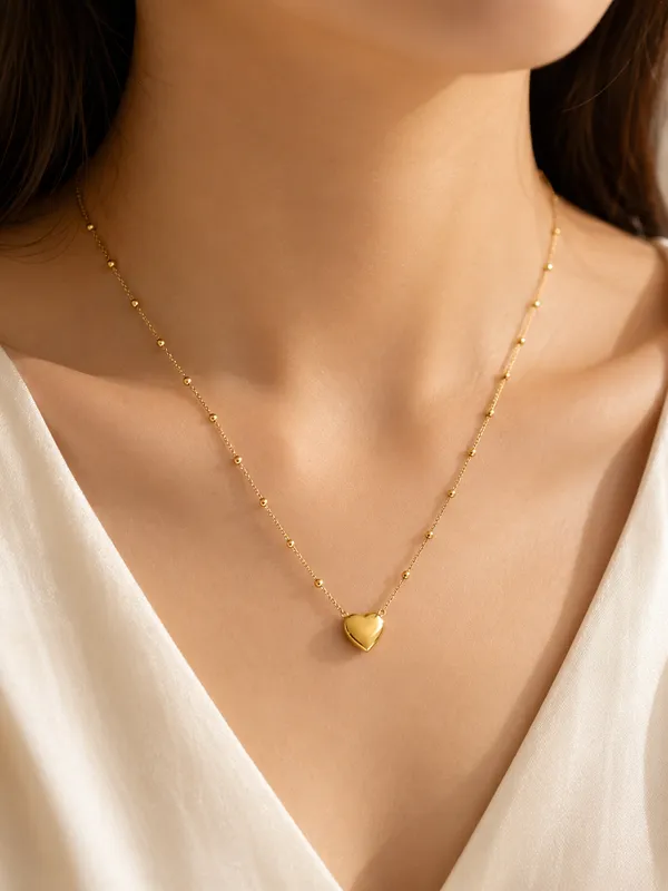 Minimalist_Gold_Heart_Pendant_Necklace,_Puffy_Heart_Charm_Necklace,_Everyday_Jewellery