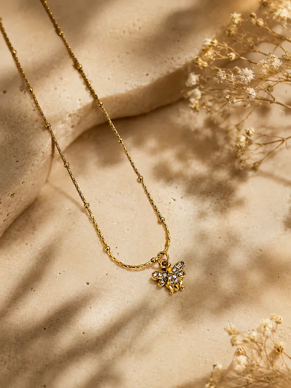 Premium_Bee_Style_Pendant_Set_For_Girls_And_Women