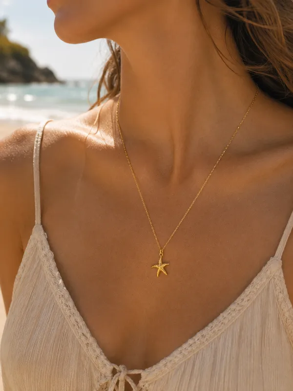 Premium_Star_Fish_Style_Pendant_And_Chain_Set_For_Women_&_Girls