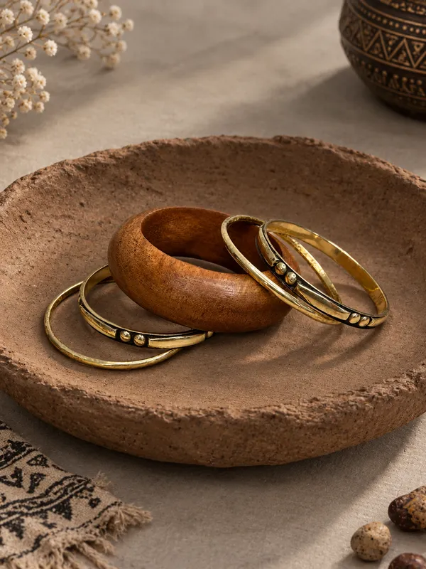 Tribal_wooden_bangles_for_girls_and_women