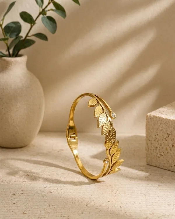Gold_Leaf_Design_Open_Cuff_Bracelet_For_Women