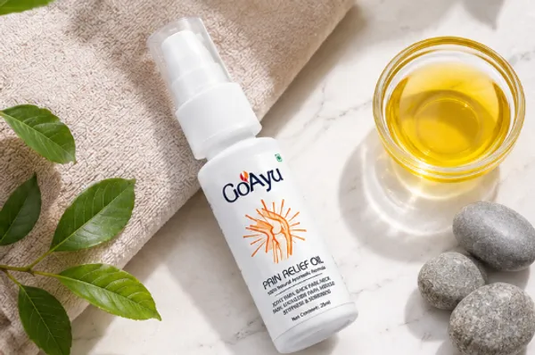 GoAyu_Pain_Relief_Oil_Spray_25ml_|_Ayurvedic_Joint_&_Muscle_Pain_Relief_Oil_|_For_Back_Pain,_Neck_Pain,_Knee_Pain,_Shoulder_Pain_&_Muscle_Stiffness_|_Fast_Absorbing_Herbal_Formula