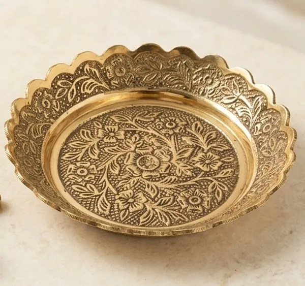 Brass_Traditional_Embossed_Decorative_Turtle_Plate