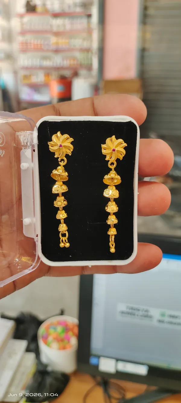 One_Gram_Gold__Plated_Floral_Dangle_Jhumka_Earrings_For_Women