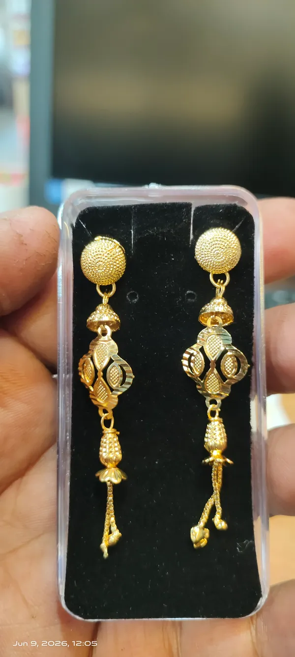 Gold-Plated_Textured_Drop_Earrings_For_Women