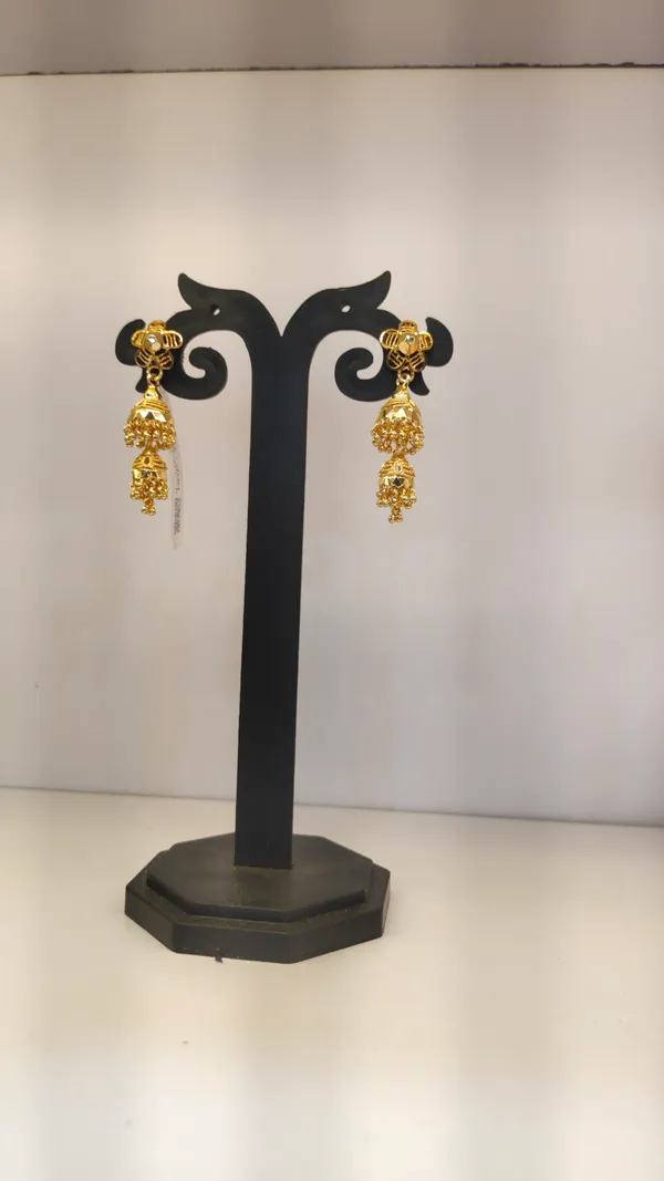 Gold_Copper_Intricate_Jhumka_Earrings_For_Women
