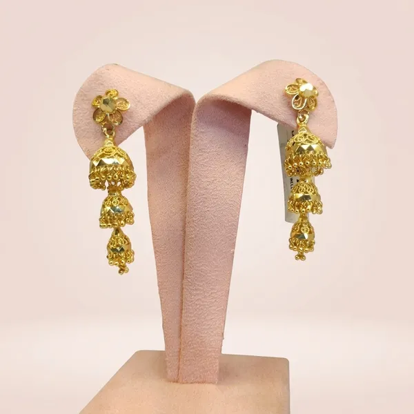 One_Gram_Gold_Plated_Floral_Jhumka_Earrings_For_Women