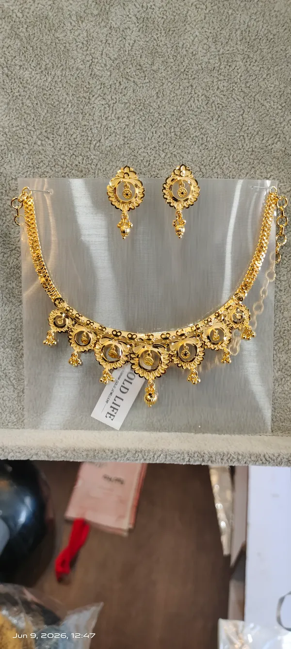 One_Gram_Gold_Plated_Floral_Necklace_Set_With_Earrings_For_Women