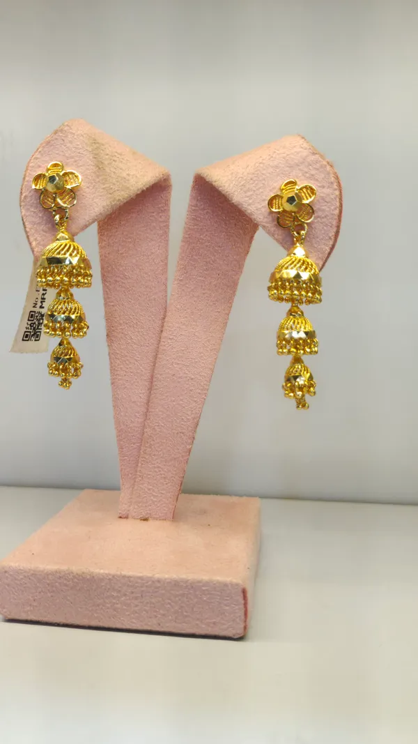 Gold_Copper_Three-Tiered_Jhumka_Drop_Earrings_For_Women