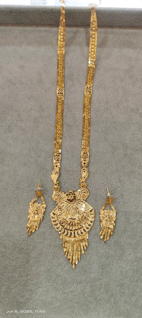 Gold_Plated_Copper_Ethnic_Peacock_Pendant_Necklace_Set_For_Women