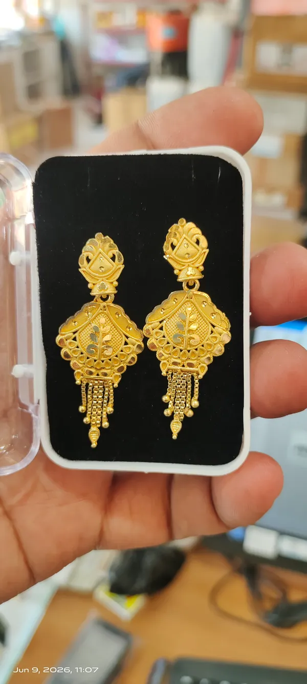 Gold_Copper_Filigree_Jhumka_Earrings_For_Women
