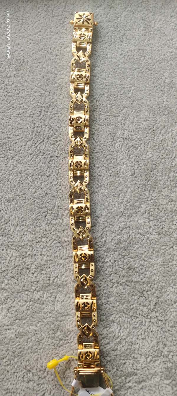 Gold-Plated_Cubic_Zirconia_Tennis_Bracelet_For_Men