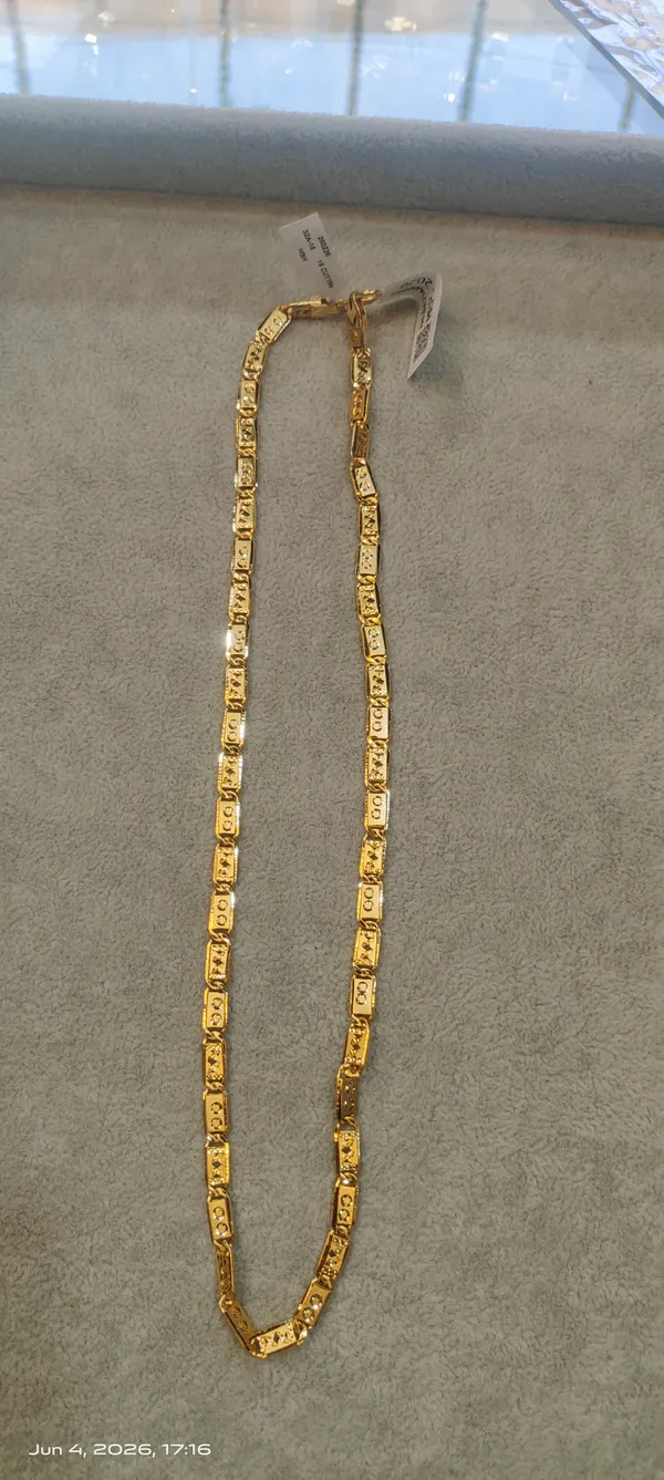 Gold-Plated_Rectangular_Link_Chain_Necklace_For_Men