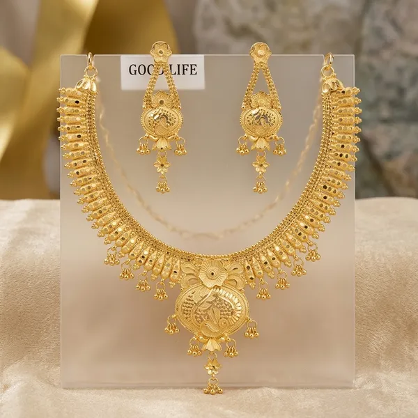Gold_One_Gram_Plated_Peacock_Motif_Necklace_Set_With_Earrings_For_Women