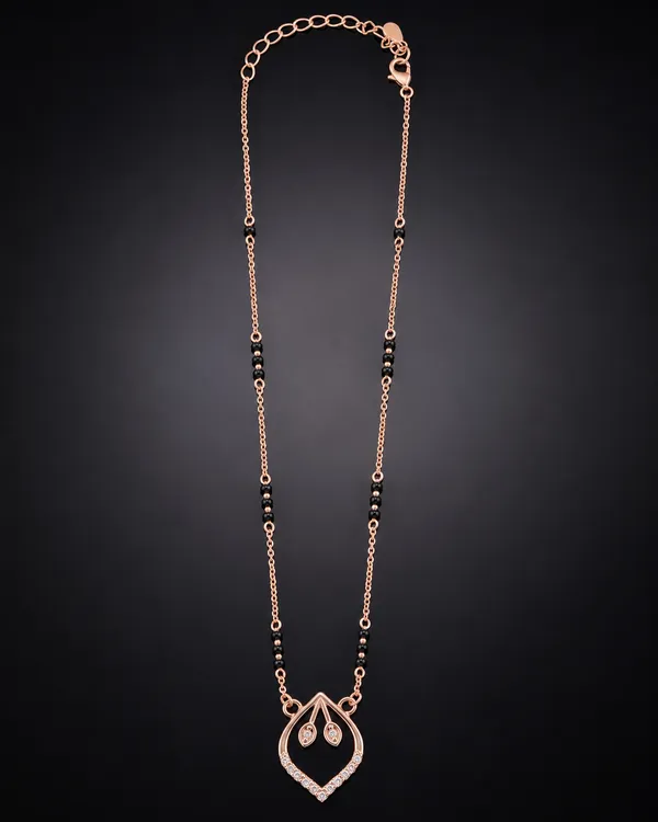 NAYU_Divine_Charm_Rose_Gold_Mangalsutra