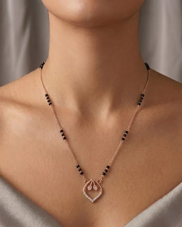 NAYU_Divine_Charm_Rose_Gold_Mangalsutra