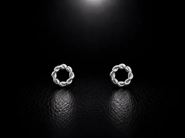 NAYU_925_Silver_Classic_Twisted_Stud_