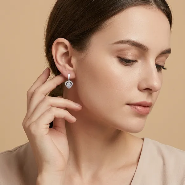 NAYU_925_Silver_Heart_Studded_Earring