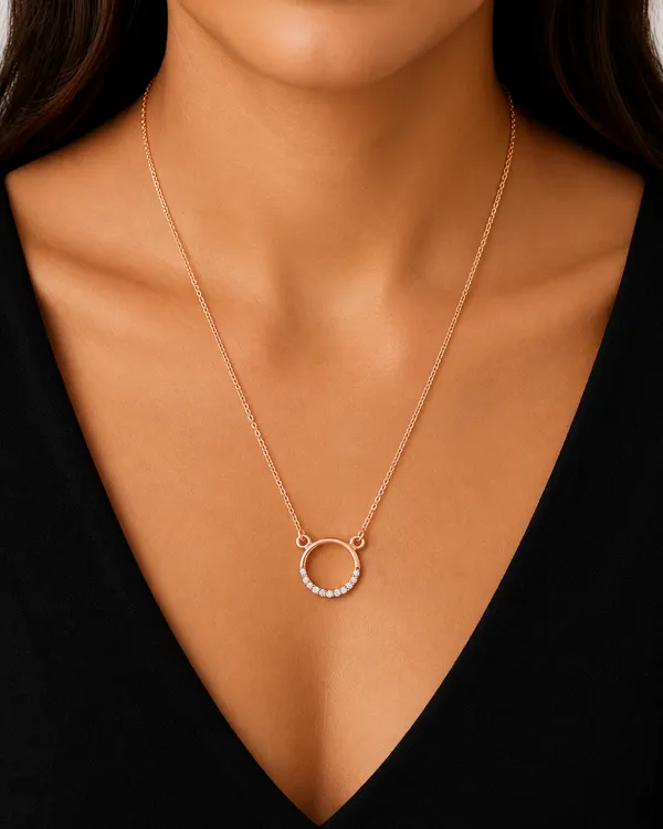 NAYU_Rose_Gold_Gleaming_Circle_Necklace