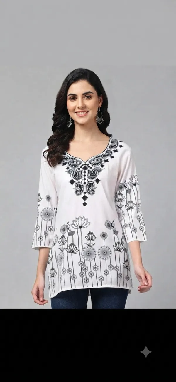 White_Lotus_&_Paisley_Fusion_Top