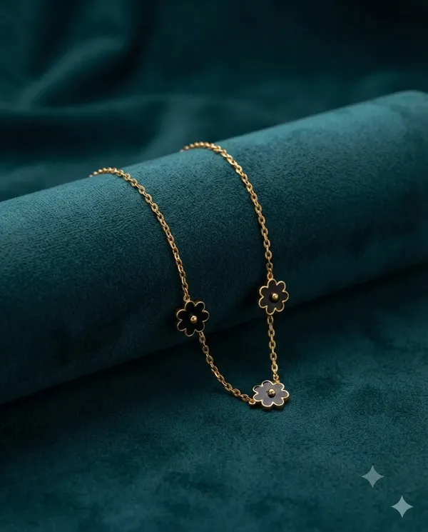 Gold_Finished_Black_Flower_Charm_Minimalist_Layered_Necklace